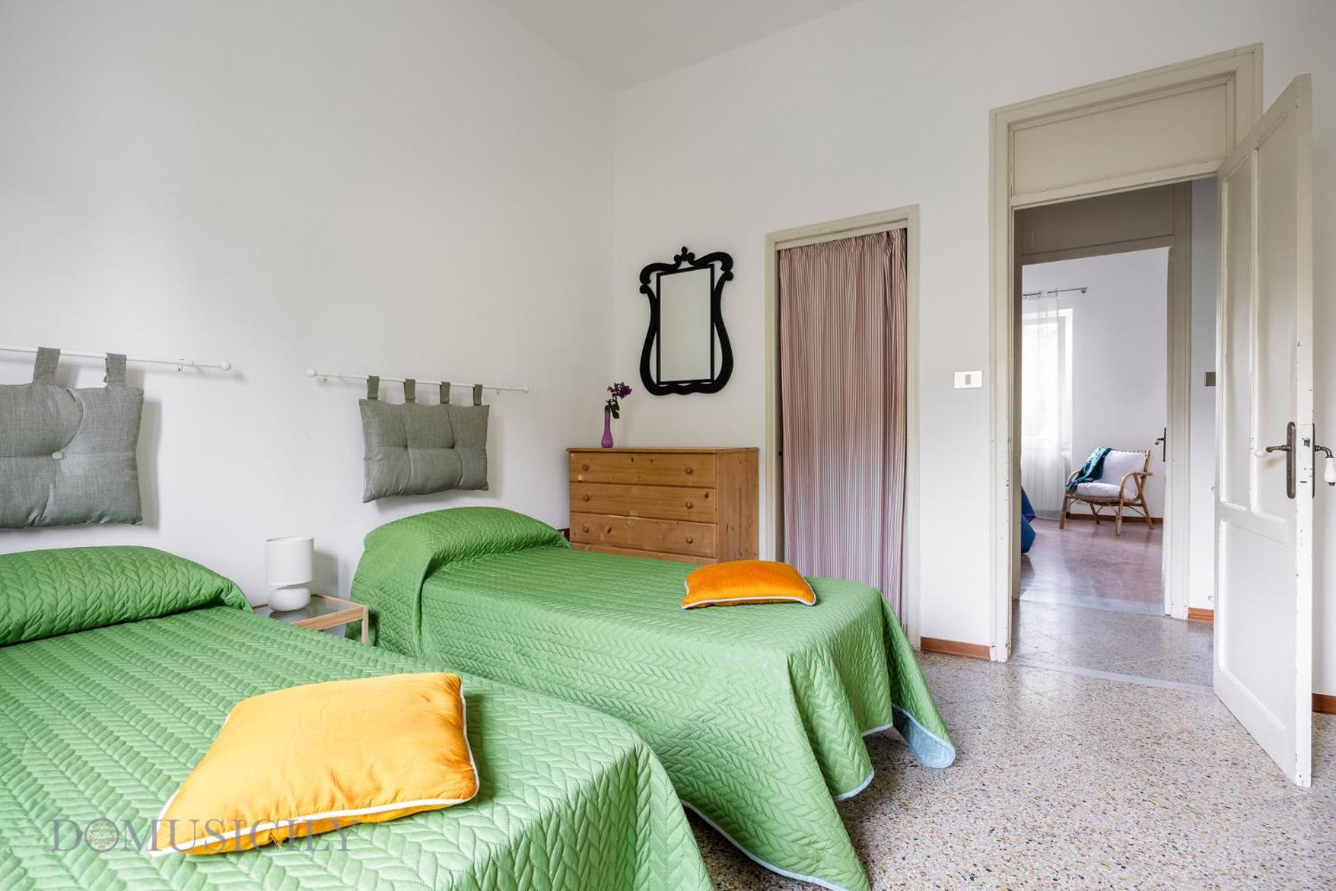 Buffa Apartaments By Domusicily Mondello Exterior photo